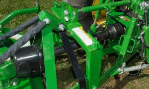 If your PTO shaft isn't the right length, you could damage the implement's gearbox, the tractor PTO, or both.